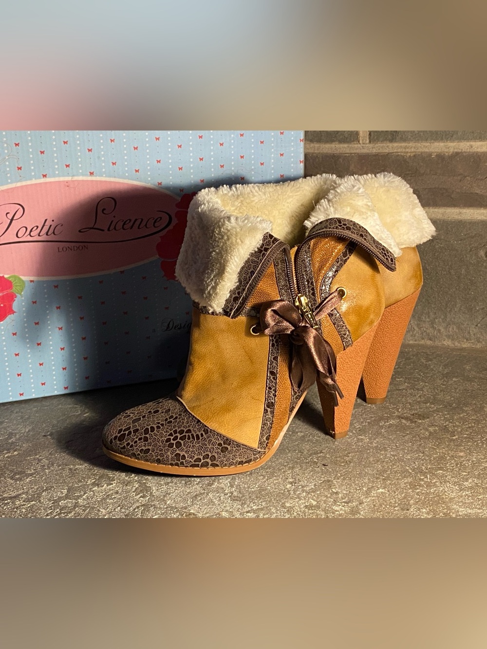 Irregular Choice/Poetic License heeled 2-way booties,tan leather,Sherpa lining,9